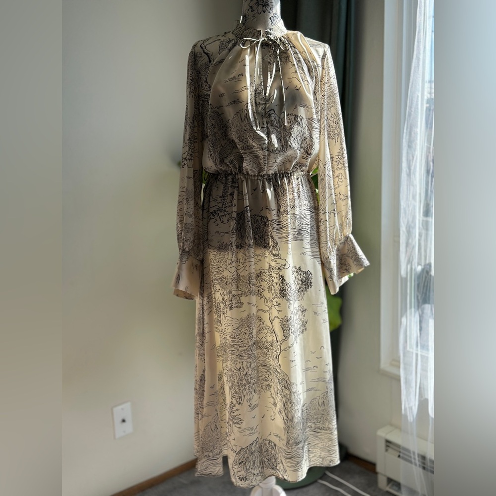 H&M Printed Long Sleeve Midi Dress | M